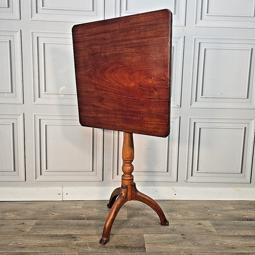 Antique tilt top - top,