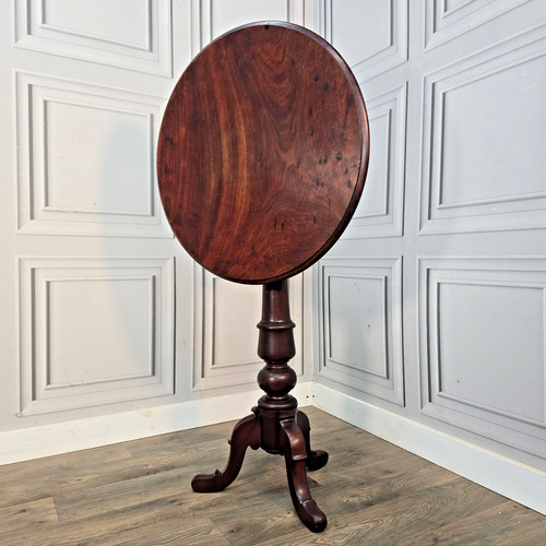 Antique tilt top table - top,